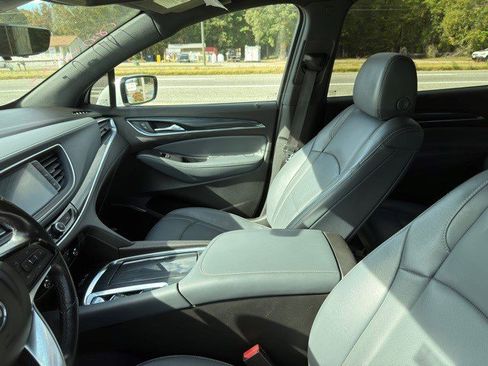Certified 2022 Buick Enclave Premium image 5