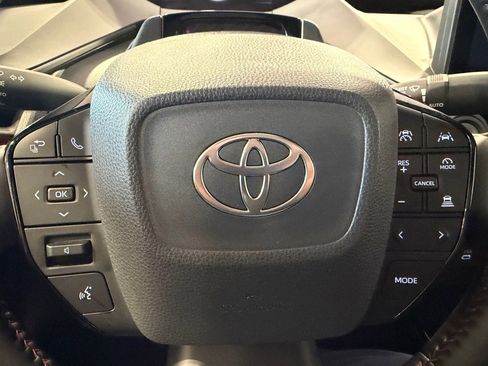 Used 2024 Toyota Prius Prime SE image 34