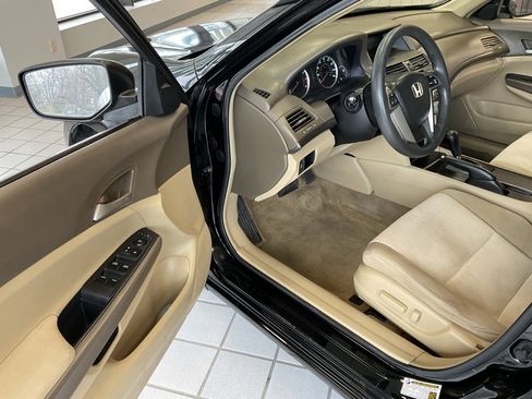 Used 2009 Honda Accord LX-P image 9