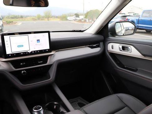 New 2026 Ford Explorer Active AWD/4WD image 26