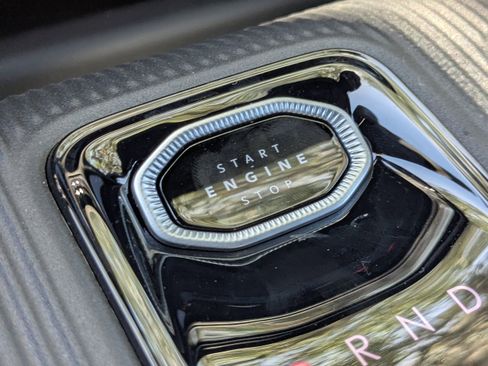 New 2026 Jeep Cherokee Laredo image 26