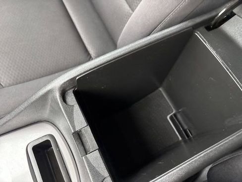 Used 2024 Chevrolet Malibu LT image 28