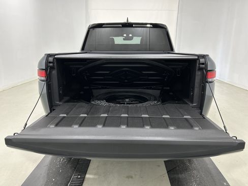 Used 2024 Rivian R1T Adventure AWD/4WD image 15
