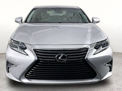 Used 2017 Lexus ES 350 w/ Luxury Package FWD image 5