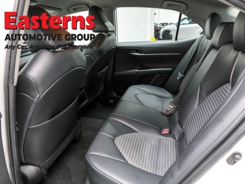 Used 2022 Toyota Camry SE image 20