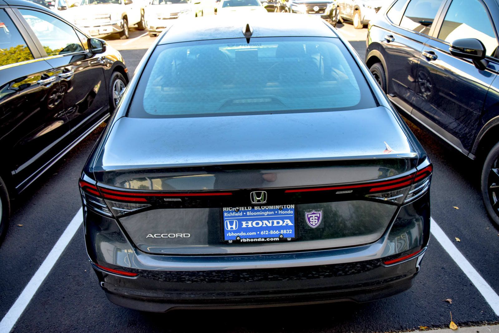 Used 2023 Honda Accord EX image 6