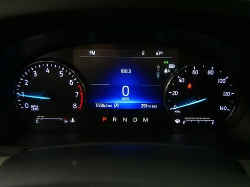 Used 2020 Ford Explorer XLT w/ Equipment Group 202A AWD/4WD image 34