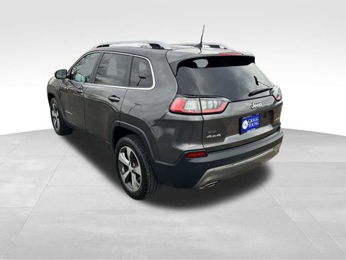 Used 2019 Jeep Cherokee Limited image 4