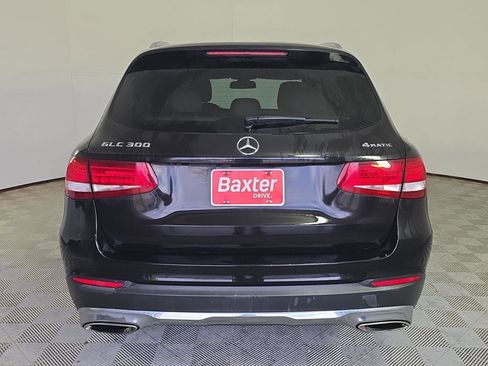 Used 2017 Mercedes-Benz GLC 300 4MATIC image 5