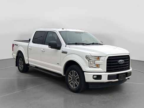 Used 2017 Ford F150 XLT w/ Equipment Group 302A Luxury image 29