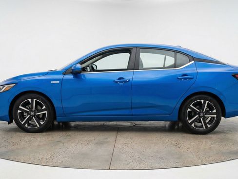 Used 2025 Nissan Sentra SV FWD image 5