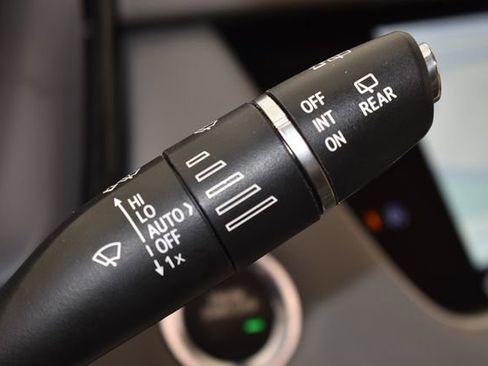 Used 2023 Cadillac XT5 Premium Luxury image 27