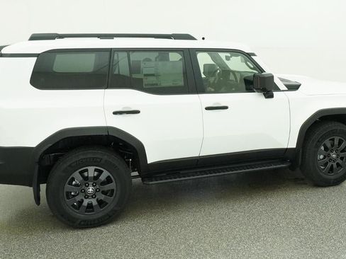 New 2027 Toyota Land Cruiser w/ Premium Package AWD/4WD image 10