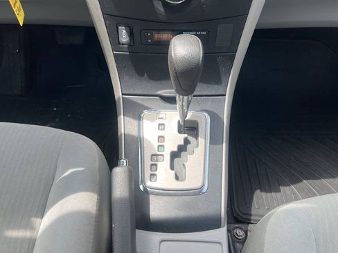 Used 2010 Toyota Corolla LE FWD image 15
