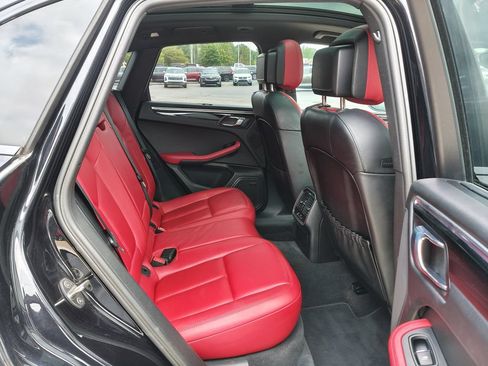Used 2017 Porsche Macan S AWD/4WD image 13