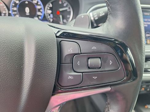 Used 2024 Buick Enclave Premium AWD/4WD image 23