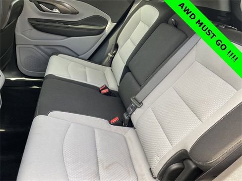Used 2024 GMC Terrain SLE image 26