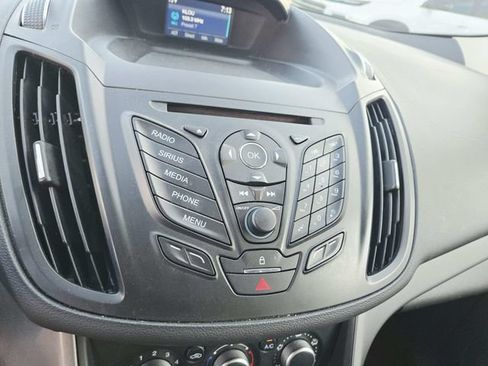 Used 2015 Ford Escape SE FWD image 14