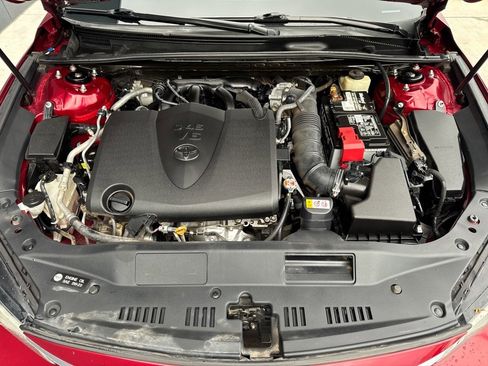 Used 2019 Toyota Avalon Limited image 22