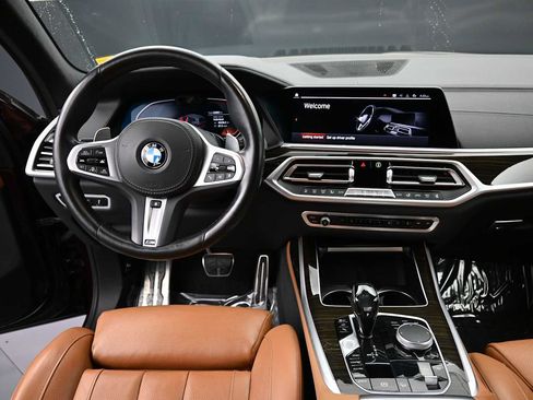 Used 2021 BMW X7 xDrive40i w/ M Sport Package AWD/4WD image 16