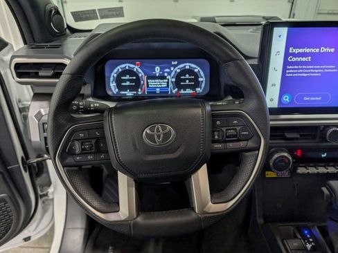 Used 2025 Toyota 4Runner TRD Sport Premium image 18