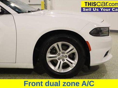 Used 2021 Dodge Charger SXT w/ Leather Interior Group RWD image 10