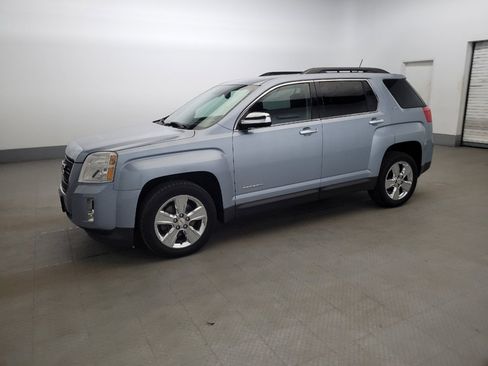 Used 2015 GMC Terrain SLE w/ Chrome Edition FWD image 2