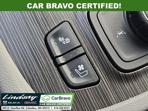 Certified 2023 GMC Acadia SLT w/ Preferred Package image 36