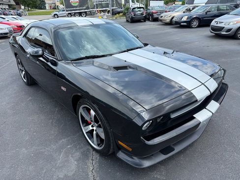 Used 2012 Dodge Challenger SRT8 w/ Premium Sound Group image 30
