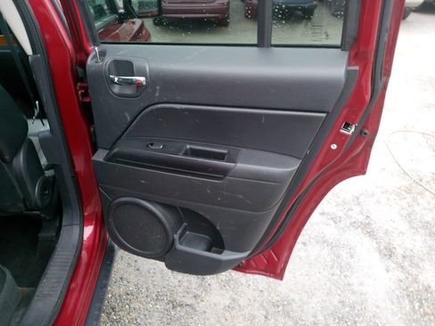 Used 2014 Jeep Patriot Latitude w/ Freedom Edition Package image 24