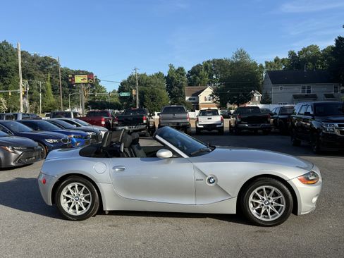 Used 2004 BMW Z4 2.5i RWD image 5