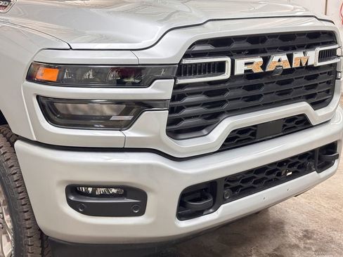 New 2026 RAM 2500 Big Horn AWD/4WD image 12