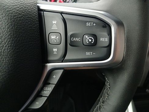 New 2026 RAM 2500 Big Horn AWD/4WD image 25