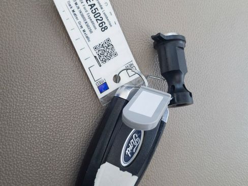 Used 2024 Ford Expedition Max Limited image 18