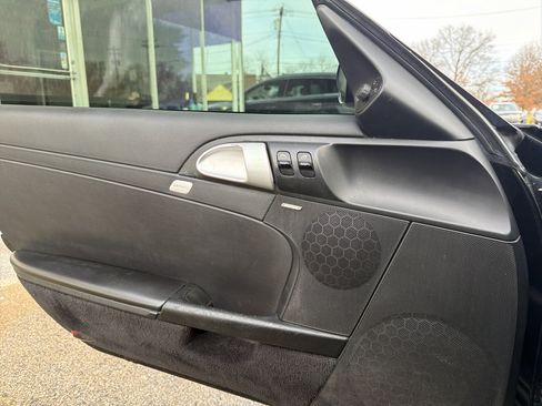 Used 2006 Porsche Boxster image 20