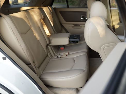 Used 2006 Cadillac SRX w/ Seating Package image 29