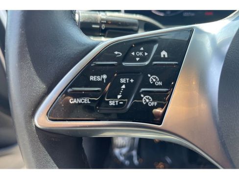 Used 2023 Mercedes-Benz C 300 Sedan image 35