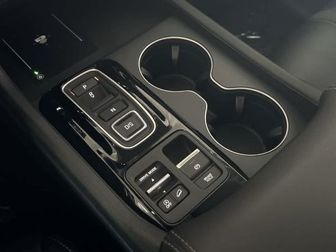 Used 2025 Honda Pilot EX-L image 20
