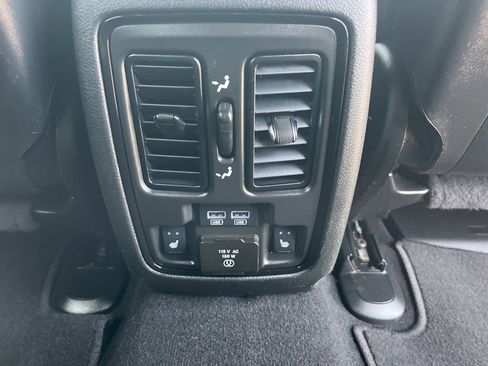 Used 2023 Dodge Durango GT AWD/4WD image 14