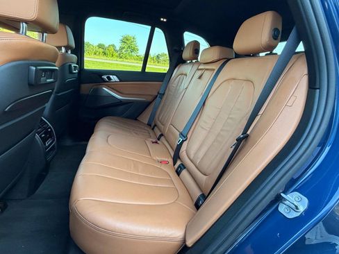 Used 2019 BMW X5 xDrive50i w/ Premium Package 2 AWD/4WD image 25