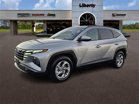 Used 2024 Hyundai Tucson SEL image 2