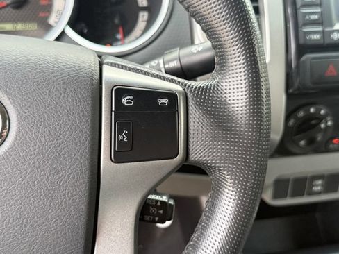 Used 2013 Toyota Tacoma PreRunner w/ SR5 Pkg RWD image 15