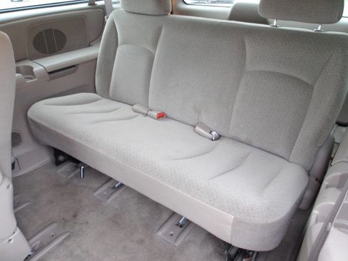 Used 2003 Dodge Grand Caravan Sport image 7