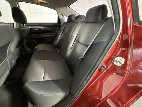 Used 2017 Nissan Altima 2.5 SR w/ Midnight Edition Package image 27
