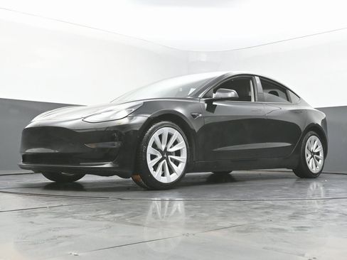 Used 2021 Tesla Model 3 Long Range image 53