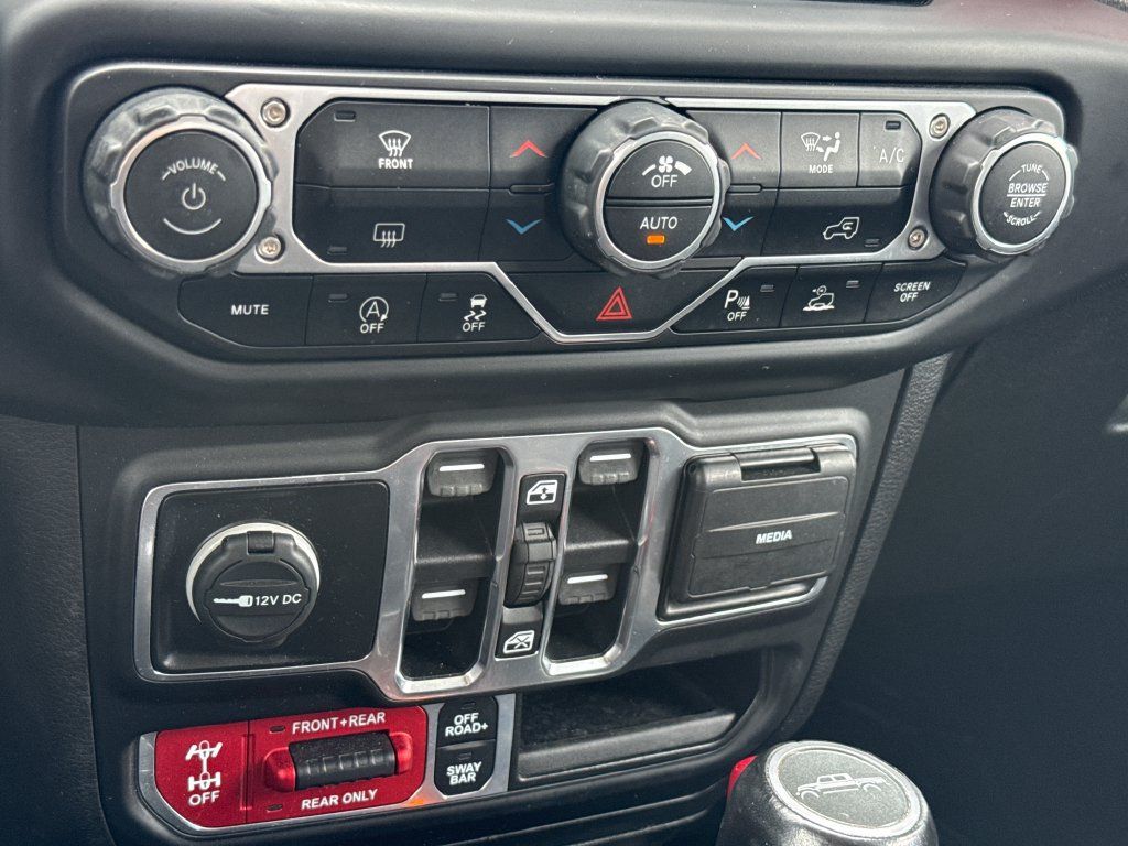 Used 2020 Jeep Gladiator Rubicon AWD/4WD image 22