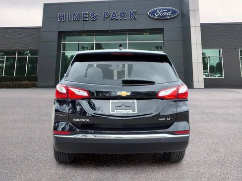 Used 2020 Chevrolet Equinox LT w/ Driver Convenience Package AWD/4WD image 6