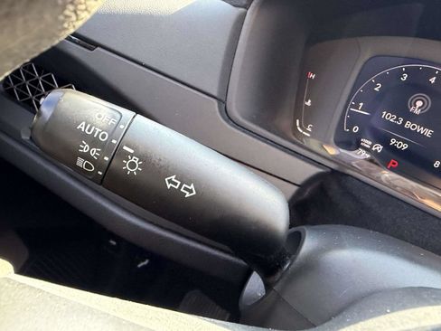 Used 2023 Honda Accord EX image 30