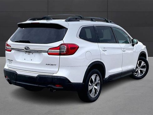 Used 2020 Subaru Ascent Premium w/ Convenience Package image 2