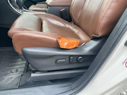 Used 2019 Subaru Ascent Touring AWD/4WD image 11